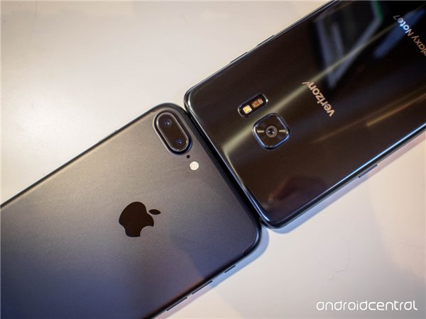 苹果iPhone7 Plus与三星Note7对比评测：功能重于形式