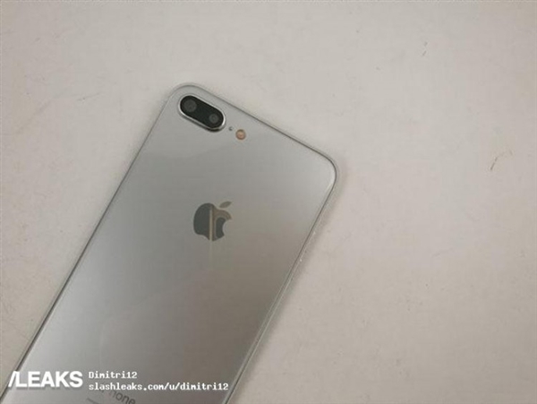 亮银版iPhone 7s Plus曝光：这颜值你打几分