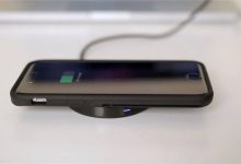 消息称明年iPhone8将配无线充电，充电方式很特别-玩机族